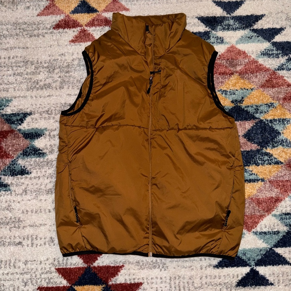 Swiss tech vest 🩵